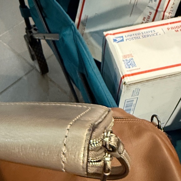 Coach Metallic Gold Wristlet Wallet - Picture 3 of 7